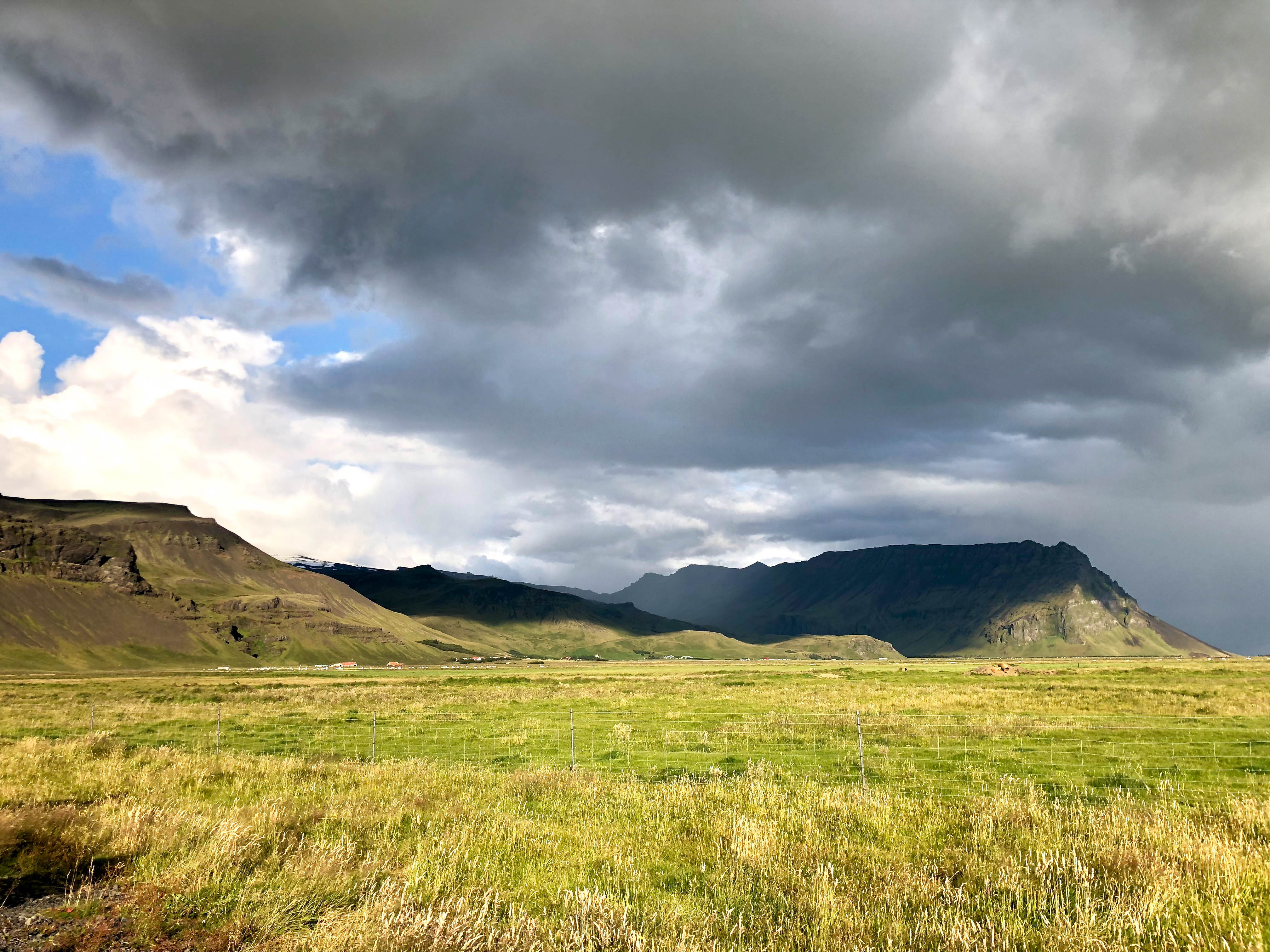 Три удивительных факта об Исландии, которых вы точно не знали